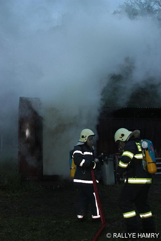 04.jpg - Úkol č.9 - simulovaný požár bytu ve flashover kontejneru